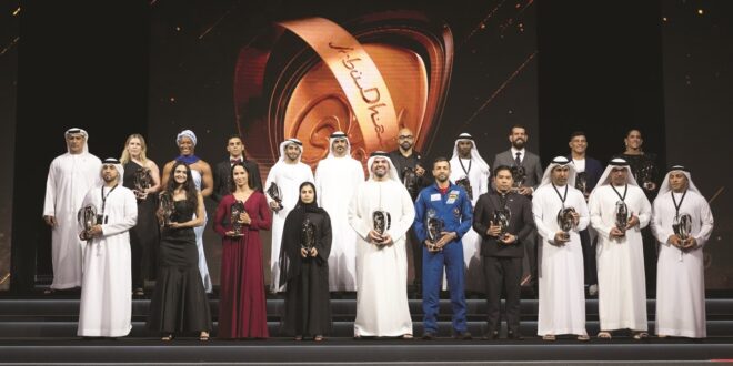 الشيخ زايد بن محمد يهنئ الفائزين بجائزة أبوظبي العالمية للجوجيتسو
