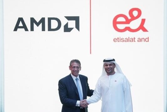 إي آند الإمارات